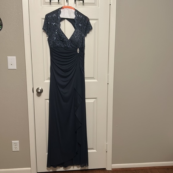 Retro party dress - Picture 2 of 3